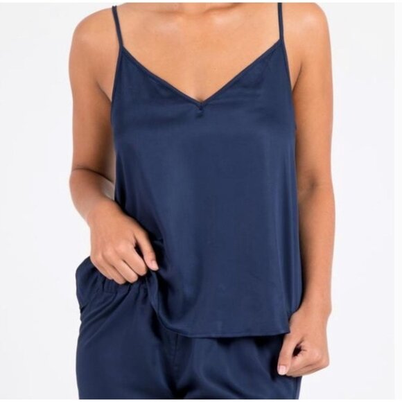 NEW Ettitude Cami in Ocean Blue NWT - Size M - Picture 1 of 7